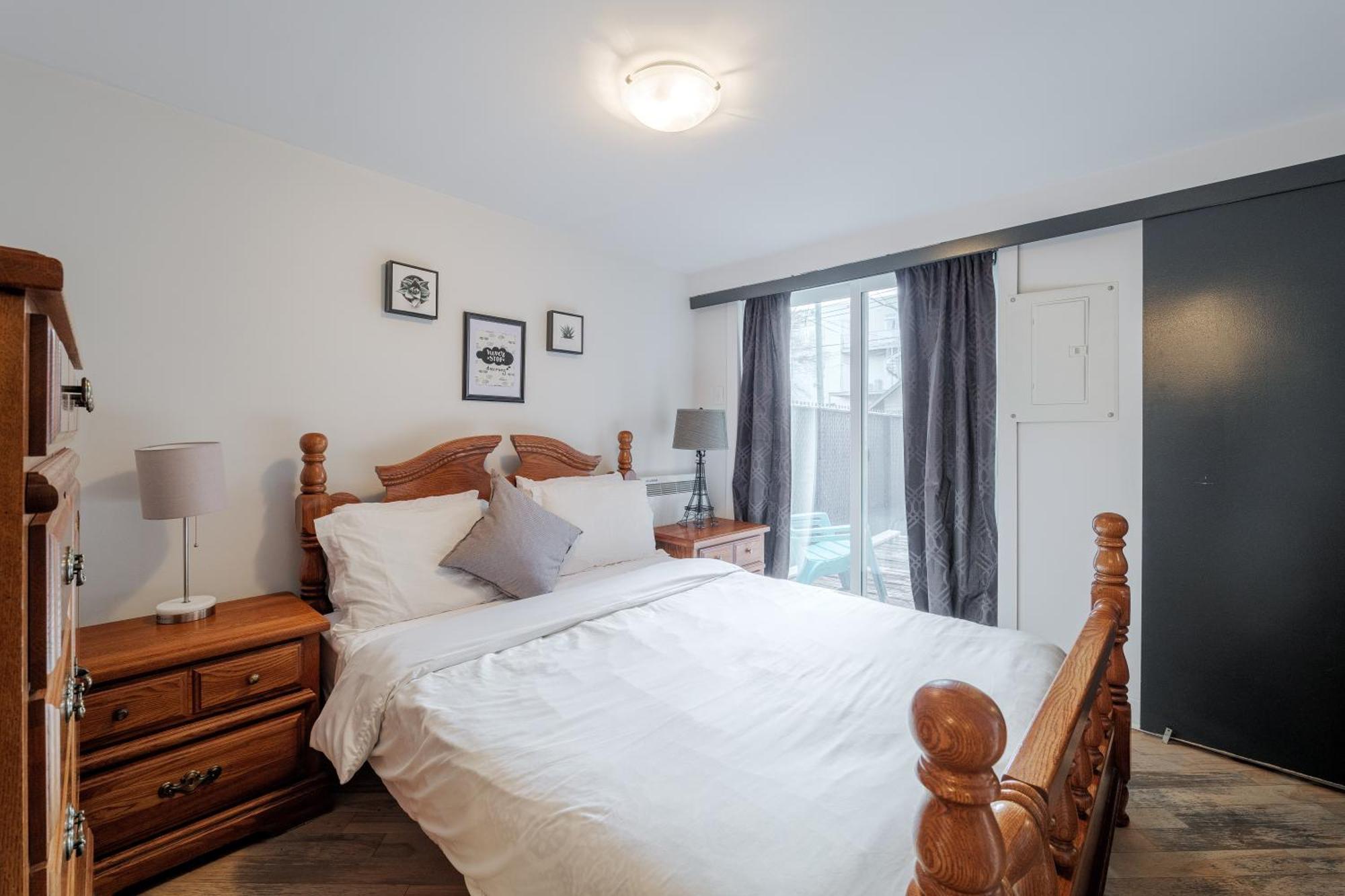 Chez Sarah: Montreal Themed Cozy Loftアパートメント エクステリア 写真